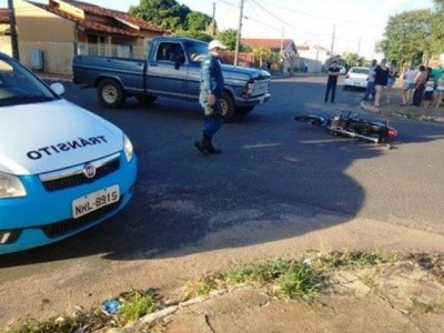 Em Nova Andradina, motociclista avança a preferencial e é atingido por tenente da PM