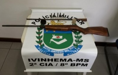 Ivinhema: Homem é preso com arma de pressão modificada após atirar em cachorro