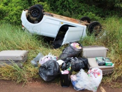 Capotagem deixa estudante de medicina ferida em Nova Andradina