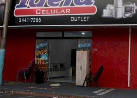 Bandidos arrombam loja, furtam aparelhos e deixam prejuízo de R$ 25 mil em Nova Andradina