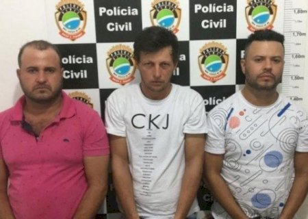 Em Nova Andradina, trio é preso após roubar malote com R$ 91,6 mil próximo de agência bancária