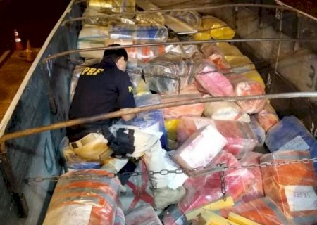 Em Ponta Porã, PRF apreende 7,3 toneladas de maconha; maior apreensão de 2019