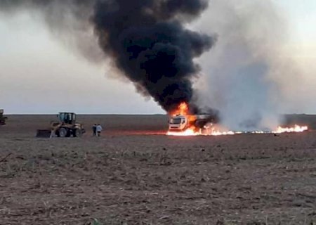 Nova Andradina: Pane causa incêndio em caminhão de usina sucroalcooleira