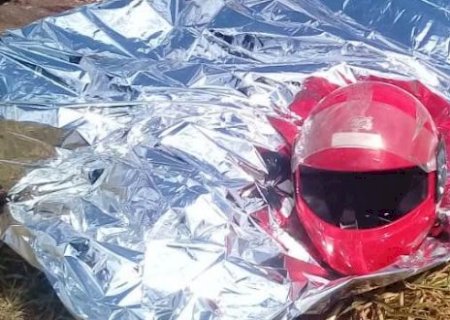 Motociclista bate moto em carro, é arremessado e morre em Ponta Porã