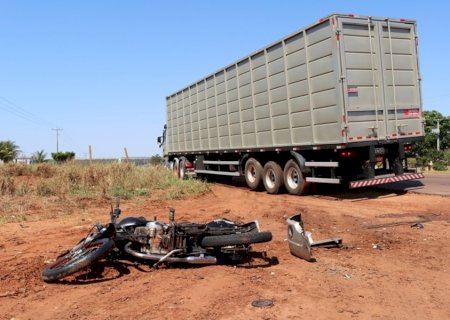 Motocicilista, morador em Novo Horizonte do Sul, fica gravemente ferido ao colidir em caminhão entre Ivinhema e Naviraí