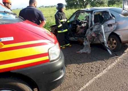 URGENTE: Uma pessoa morre em grave acidente entre Nova Casa Verde e Nova Alvorada do Sul