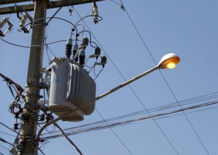 Prefeito de Ivinhema tem 60 dias para restituir R$ 61 mil gastos com iluminação