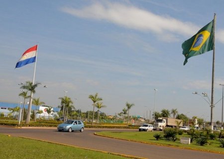 Paraguai autoriza retomada gradual do comércio na fronteira