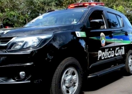 Mãe é acusada de praticar sexo com parceiro e fazer filha de 6 anos participar em Ivinhema