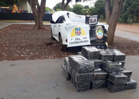 Polícias Militar e Civil de Deodápolis apreendem 573 quilos de maconha