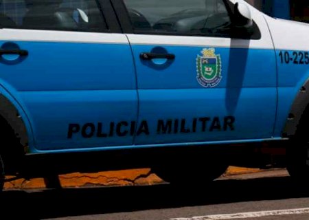 Marido é preso por manter mulher em cárcere privado armado com facão