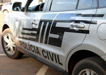 Cachorro late, homem se assusta e mulher escapa de estupro em Ivinhema