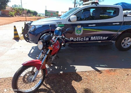 Deodápolis: Motoqueiro tenta fugir da força tática, cai e acaba detido em Lagoa Bonita