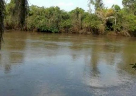 Bombeiros de Fátima do Sul e Ivinhema procuram pescador de Deodápolis que desapareceu no Rio Brilhante