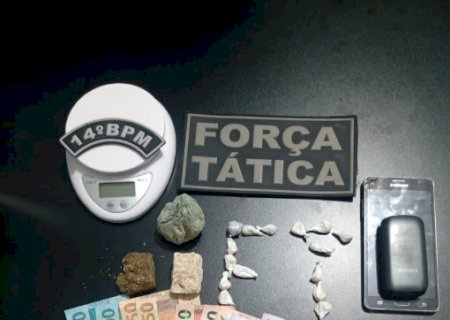 Força Tática fecha ponto de venda de drogas no Santa Terezinha, em Deodápolis