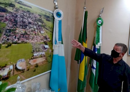 "Vacina é um alívio para todos nós", diz prefeito de Jateí, Eraldo Leite