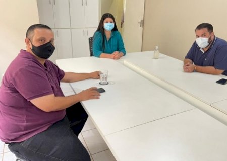 Robson busca implantação do Projeto Pequeno Cidadão