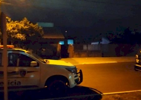Mulher é presa ao tentar tirar a própria vida e da filha de 6 anos com comida envenenada em Ivinhema