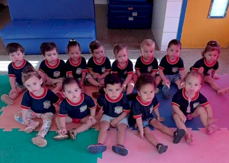 Município de Ivinhema realizou entrega de uniformes escolar