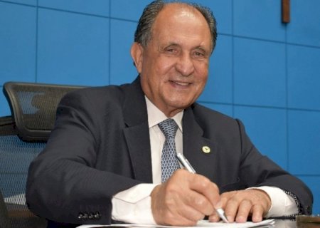 Zé Teixeira pede compra de eletrocardiograma para postos de saúde de Ivinhema