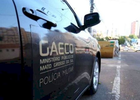 Oito guardas municipais de Ponta Por&atilde; s&atilde;o presos por extorquir muambeiros