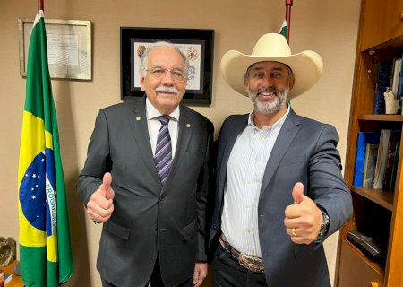 Prefeito de Ivinhema está em Brasília para cumprir agenda com deputados