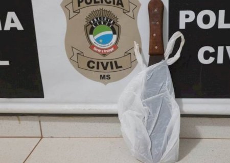 Em Angélica, homem é preso ao tentar matar jovem com golpe de facão por ciúmes da esposa em festa