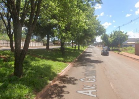 Militar do Exército perde controle, bate em meio-fio na Gunter Hans e morre em Campo Grande