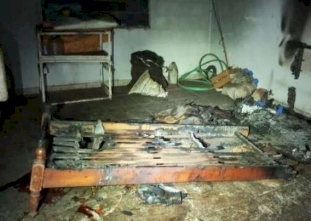 Corpo &eacute; encontrado carbonizado no Assentamento Campan&aacute;rio, em São Gabriel do Oeste