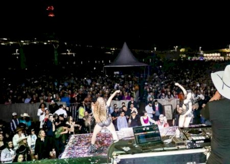 Jateí comemora sucesso de público de 100 mil pessoas na sua 46ª Festa da Fogueira