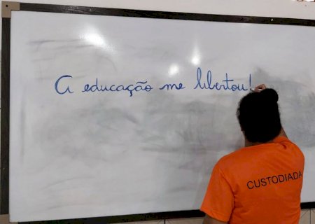 Na prisão, em Jateí, Luiza encontrou oportunidade de recomeço e se tornou a primeira entre os irmãos a concluir o ensino médio