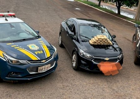 VÍDEO: Polícia  Civil de Dourados e PRF prendem homem com 27 kg de cocaína escondido em motor de veículo em Nova Alvorada do Sul
