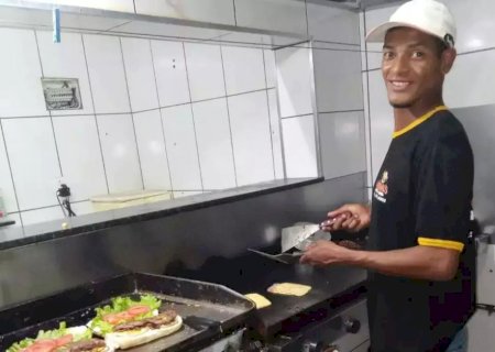 Pai e filho são acusados de invadir casa e mata rapaz espancado em MS