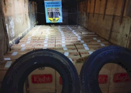 Pol&iacute;cia apreende 4 mil pacotes de cigarro e autua homem por contrabando em Nova Andradina