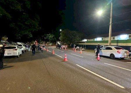 Campo Grande: Em 3 noites de carnaval, 51 ve&iacute;culos s&atilde;o aprendidos e 3 motoristas presos