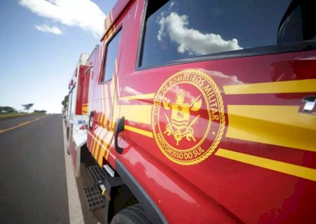 Mulher morre ao colidir motocicleta na traseira de carro no Noroeste, em Campo Grande