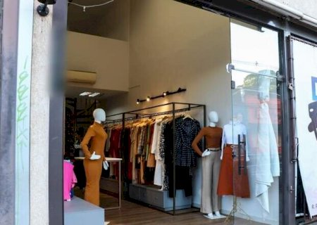 Loja de roupa é alvo de ladrão pela segunda vez este ano, em Campo Grande