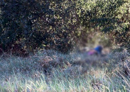 Em Campo Grande, mulher morta em matagal começou a ser agredida na rodovia e um pau teria sido usado no assassinato