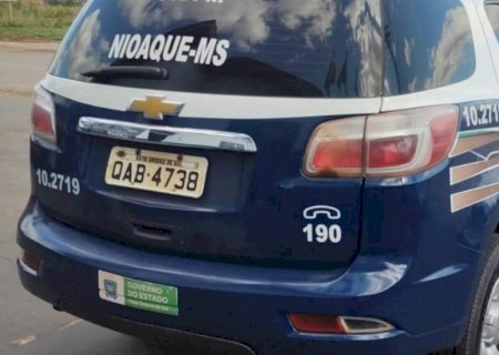 Sem CNH e bêbado, jovem provoca acidente e é preso quando fugia em Nioaque