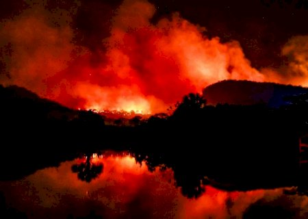 Incêndios em São Gabriel do Oeste completam 10 dias e já consumiram 4 mil hectares