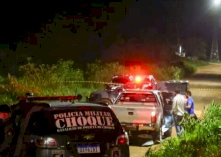 Suspeitos de roubar Hilux s&atilde;o mortos durante tentativa de fuga em Campo Grande