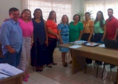 Com reuniões nas escolas, Jateí faz preparativos para o começo do ano letivo