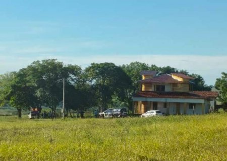 Trabalhador rural &eacute; assassinado e tem corpo queimado em buraco em MS