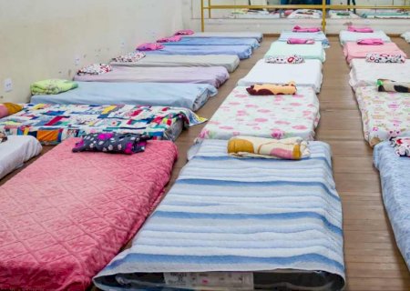 Parque Ayrton Senna abriga 64 pessoas durante madrugada de 6°C em Campo Grande