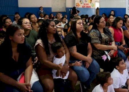 Jateí homenageia as mães e reforça trabalho e luta em defesa das mulheres