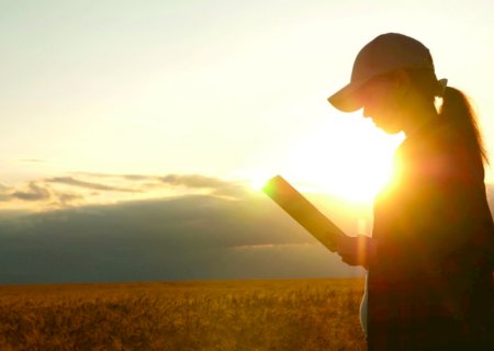 O papel da inovação tecnológica na evolução do agronegócio