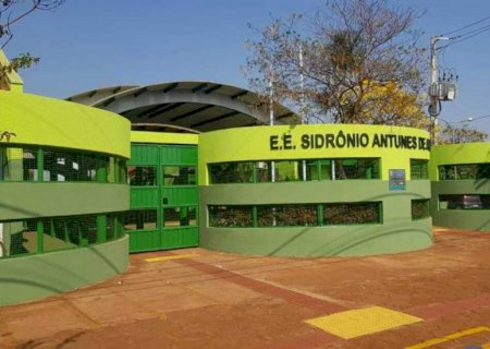 \'Cala a boca, seu merda\', alunos são xingados por professor durante a aula em Sidrolândia (áudio)