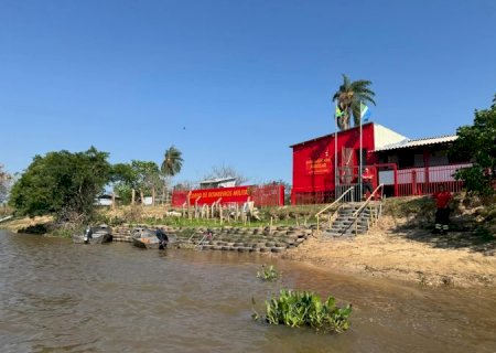 Secretário de Segurança de MS visita base avançada dos Bombeiros na Serra do Amolar