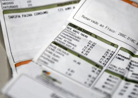 Aneel mantém bandeira para vermelha 1 na conta de luz em novembro