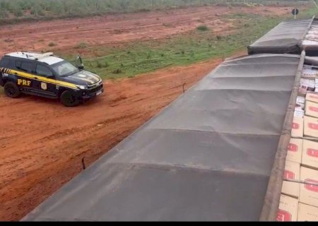 PRF apreende 350 mil maços de cigarros em Paranaíba